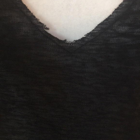 One Clothing Los Angeles Sheer V-Neck Top - Picture 4 of 12